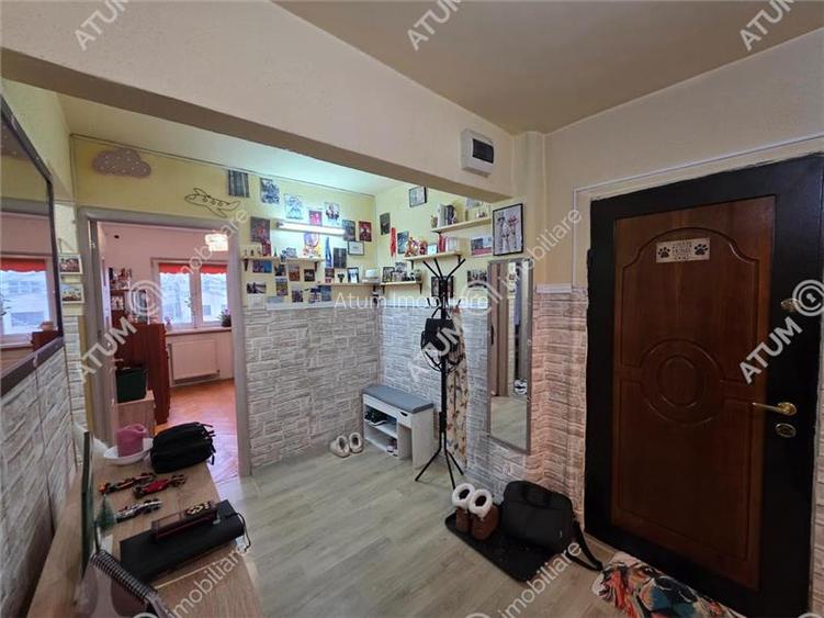 Apartament cu 3 camere decoamndate in zona Valea Aurie din Sibiu - 12