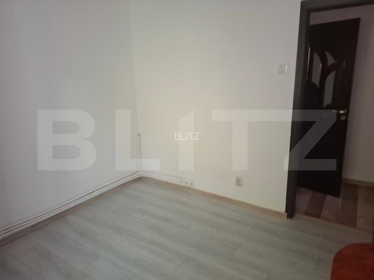 Apartament de vanzare, 2 camere, 42 mp, zona Titu - 9