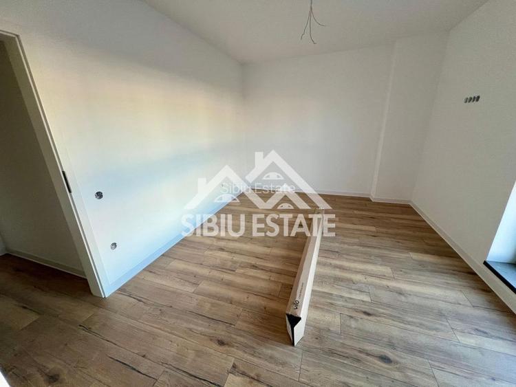 Apartament 3 camere de vânzare, Doamna Stanca, Sibiu, Etaj 2 - 2
