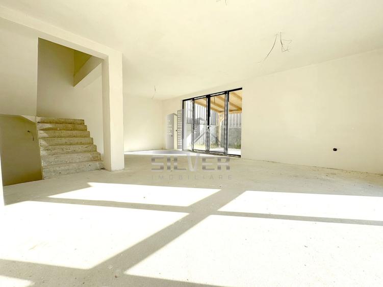 Casa tip duplex premium/CF/zona Tautului.