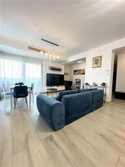 Penthouse cu 4 Camere si Terasa cu Vedere la Mare, Zona Mamaia Nord