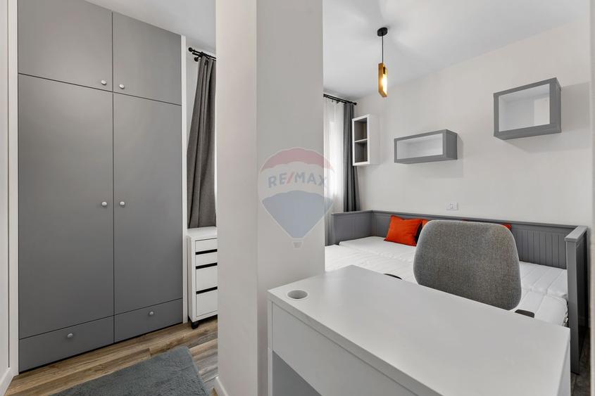 Apartament cu 3 camere + terasa de închiriat la Bourgeois Residence