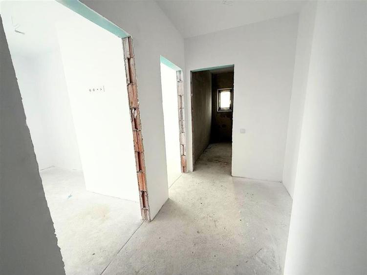 Apartament INTABULAT 3 camere cu balcon si parcare pe Doamna Stanca