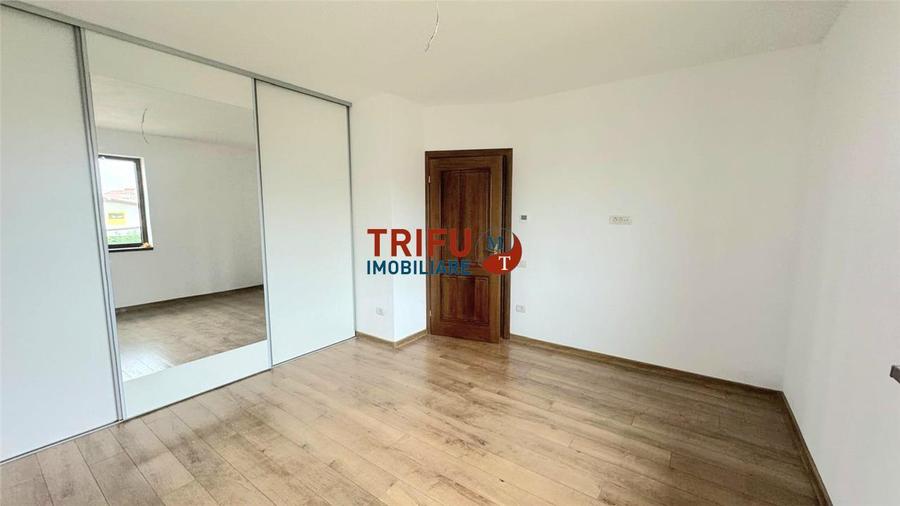 Casa de vanzare 3 dormitoare 2 bai, dressing, Cetate