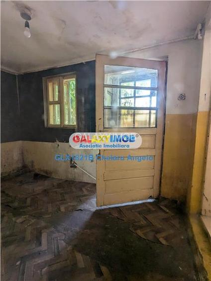 Rahova Muntii Carpati,teren 569 mp, casa 4 cam si anexe 170 mp utilit