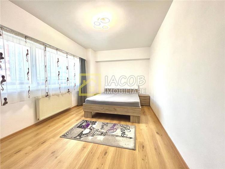 Apartament 2 camere decomandate, zona Curtea de Apel, Bacau