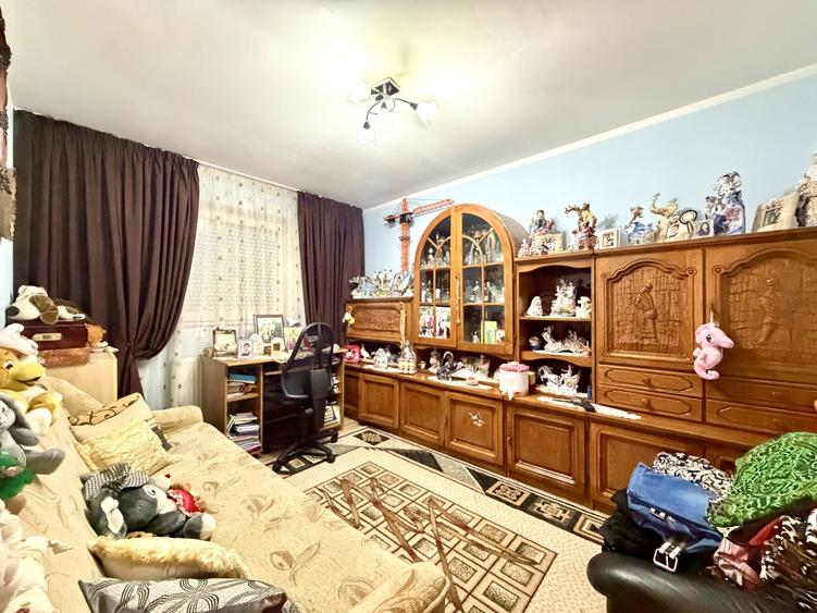 Casa individuala cu 4 camere, 150 mp utili, 380 mp teren - Dumbravita