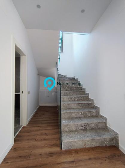 Vila Noua Tunari | 6 Camere si 4 Bai