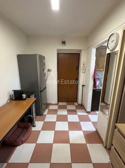 Garsoniera bloc mixt parter plus balcon zona metrou Romancierilor - 6
