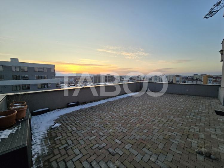 Penthouse de vanzare 3 camere 70 mp si terasa 58 mp zona Doamna Stanca