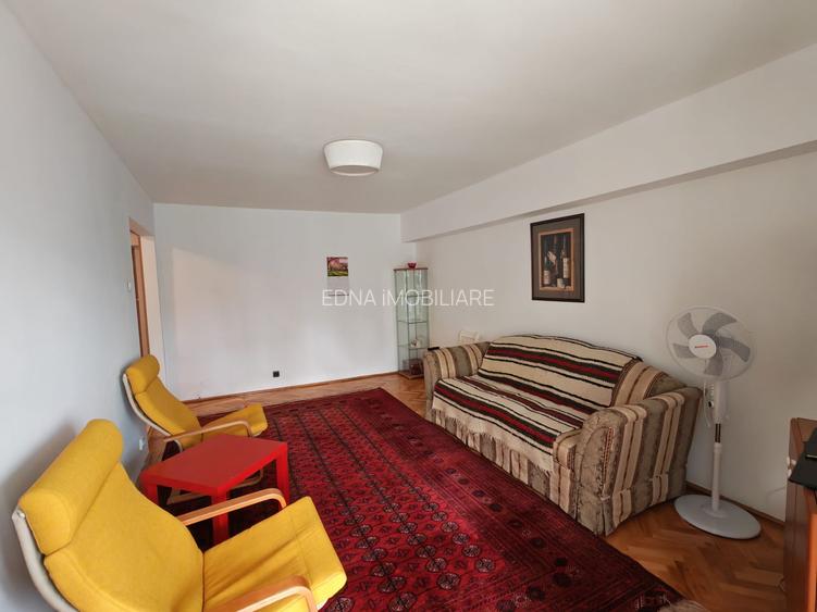 Piata Unirii 3 camere spatios cu centrala proprie - 2