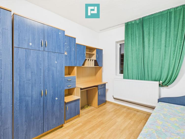Apartament spațios cu 3 camere, decomandat