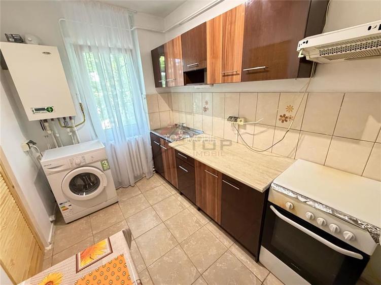 Apartament 3 camere semidecomandat, Podu Ros - Titu Maiorescu - 3