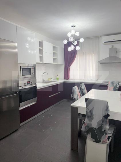 Apartament 3 camere, 79 mp, zona Ultracentrala