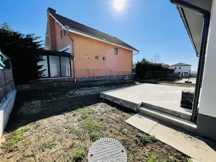 Casa P finisata zona Oncea
