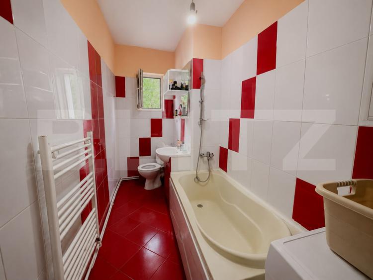 Apartament 2 camere la parter, zona O.M.