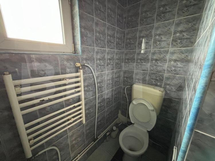Spatiu comercial de vanzare, 5 incaperi, 220 mp, zona centrala
