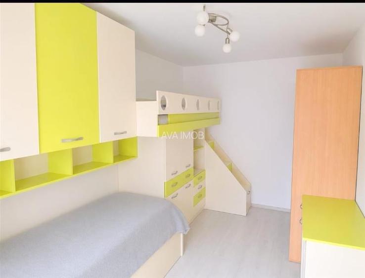 Apartament 3 camere nedecomandat, zona Milcov - 4