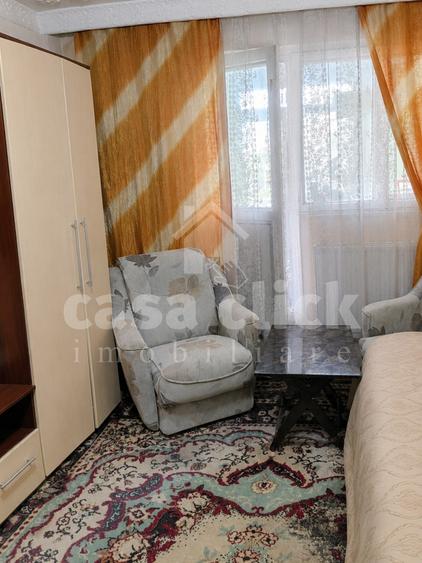 2 camere decomandat, etaj 2, zonă liniștită, aproape de Dunărea Mall