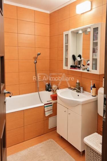 3 camere renovat, la 5 minute metrou Gorjului - 10
