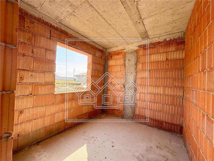 Casa in Sibiu - Sura Mare - 5 camere - teren 340 mp