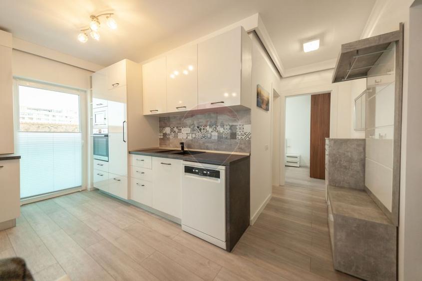 Apartament de închiriat ultracentral Arad Plaza +loc de parcare