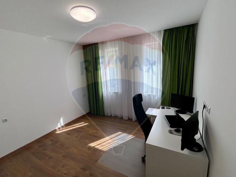 Apartament deosebit cu curte interioara privata – Zonă Premium