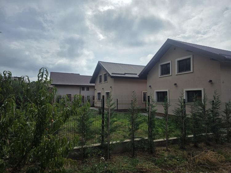 DIRECT PROPRIETAR – CASĂ CONSTRUITĂ PENTRU UZ PROPRIU, NU DE DEZVOLTATOR/162 mp