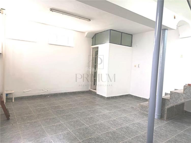 Spatiu comercial intrare din strada vitrina mare - Lipovei - 5