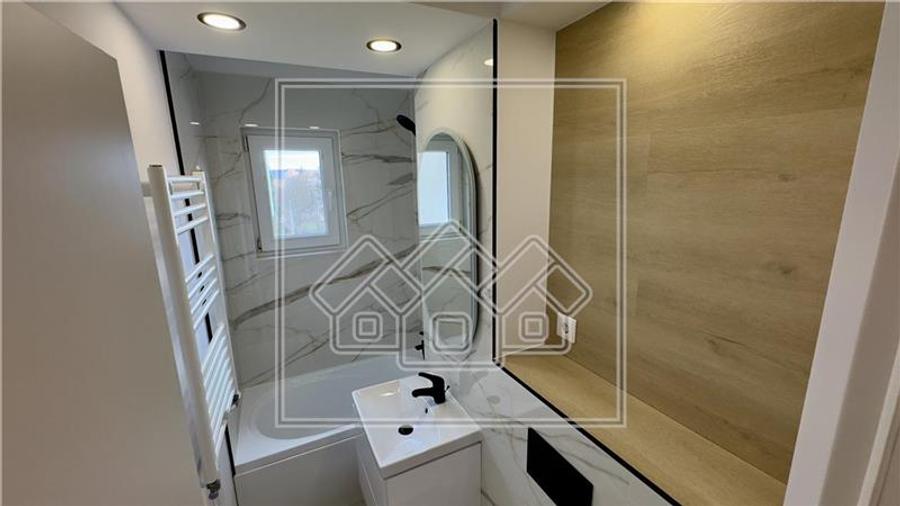 Apartament de vanzare in Sibiu - 2 camere, complet renovat - Cedonia
