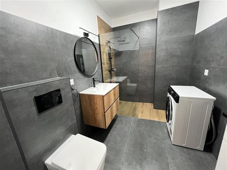 Apartament cu 2 camere Cosbuc parcare subterana