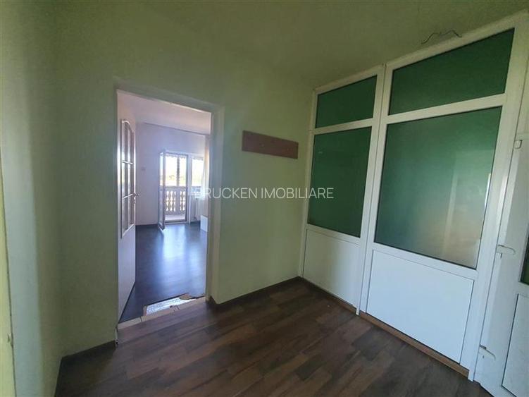 Casa de vanzare in Chiribis - 12