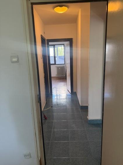 Vanzare apartament 3 camere - Iancului (proprietar)