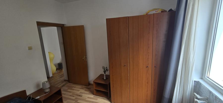 De inchiriat studio cochet Metrou Universitatii