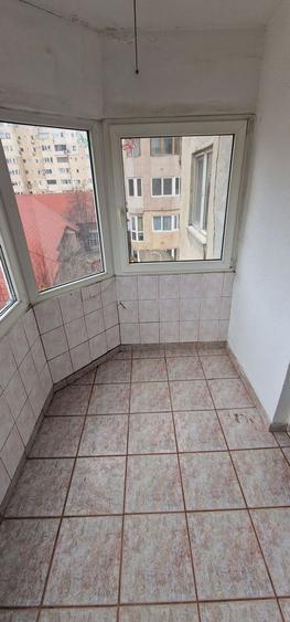 Apartament doua camere decomandate, zona gara.