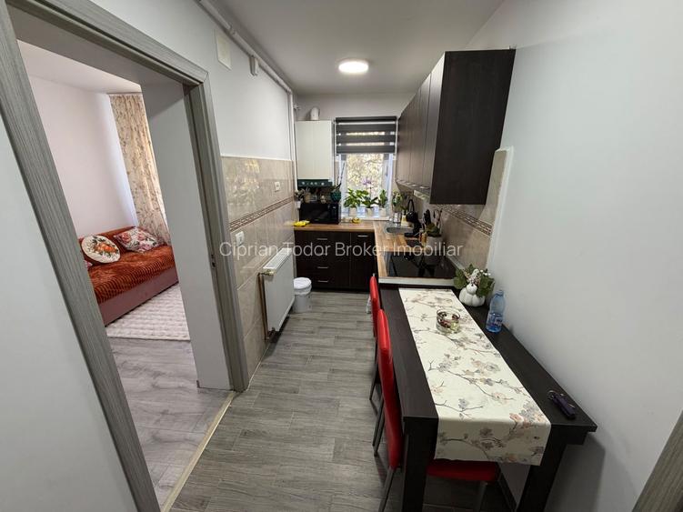 Apartament 3 camere, etaj 2 - Cugir