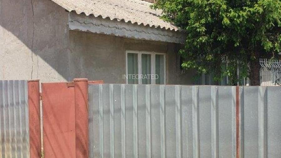 ADJUD, CASA SI TEREN Strada Ciobanului - 9
