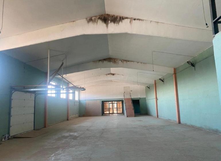 Hala de inchiriat,500 mp,zona Slobozia Sucevei