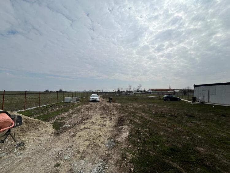Teren intravilan, 8400 mp, zona Exterior Est