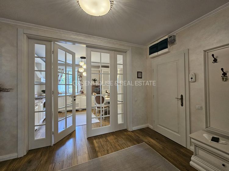 Apartament 3 camere 2 locuri de parcare si boxa , Strada Carpati - 2
