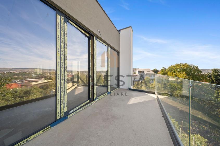Spatiu premium Zorilor, 350 mp, vitrat, 15 parcari! cu panorama !