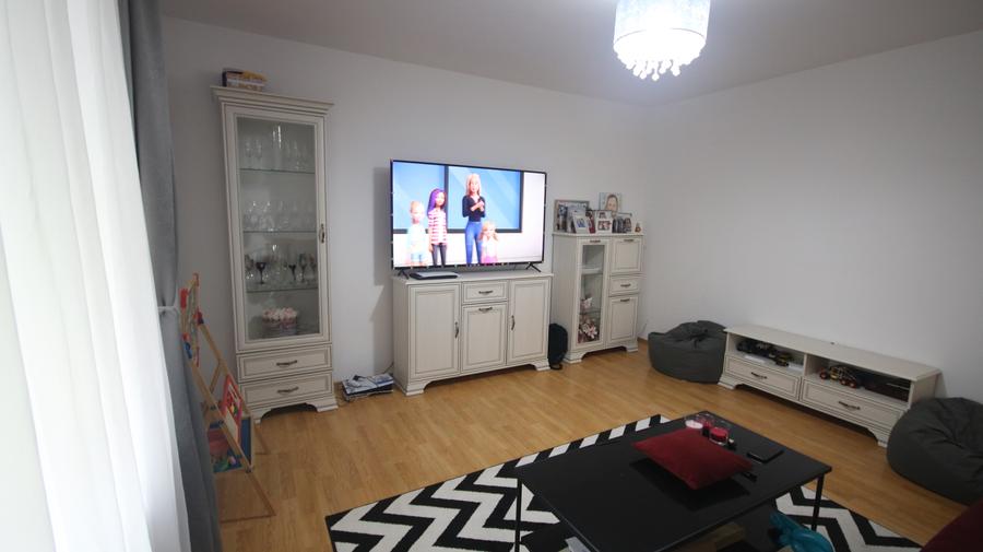 Vanzare casa foarte solida,renovata impecabil.Zona Freidorf.