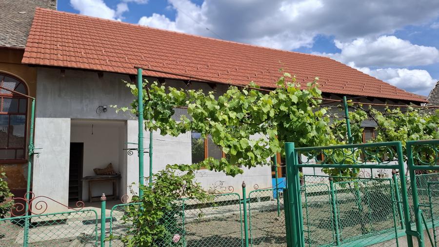 Proprietate rară în Nădlac – Casa ultracentral 7 camere