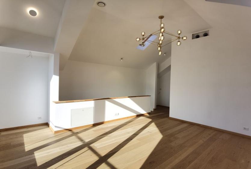 PRIMA INCHIRIERE!VILA NOUA de colt, finisaje premium, garaj