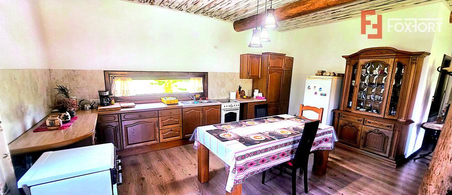 Cabane cu 7 camere de vanzare in Albac