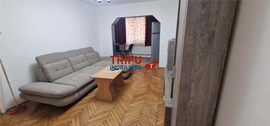 Apartament de închiriat 3 camere zona Liceului Militar