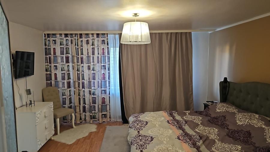 Casa Valu lui Traian partea dreapta