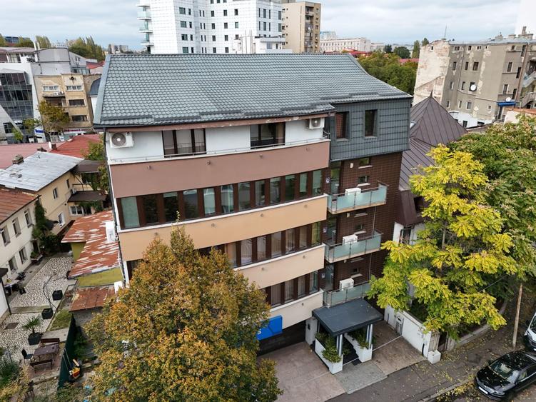Vă propunem spre inchiriere clădire de birouri situată în Cotroceni