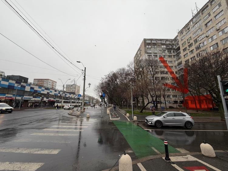 Spatiu stradal vis a vis Piata Progresului
