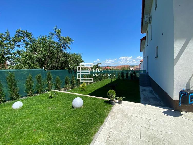 Duplex 4 camere -intabulat- teren 300 mp  -Locație Centrală, Sura Mică